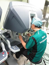 県内初のロボット支援手術 写真2
