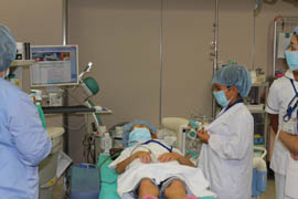 手術室見学の様子　写真3
